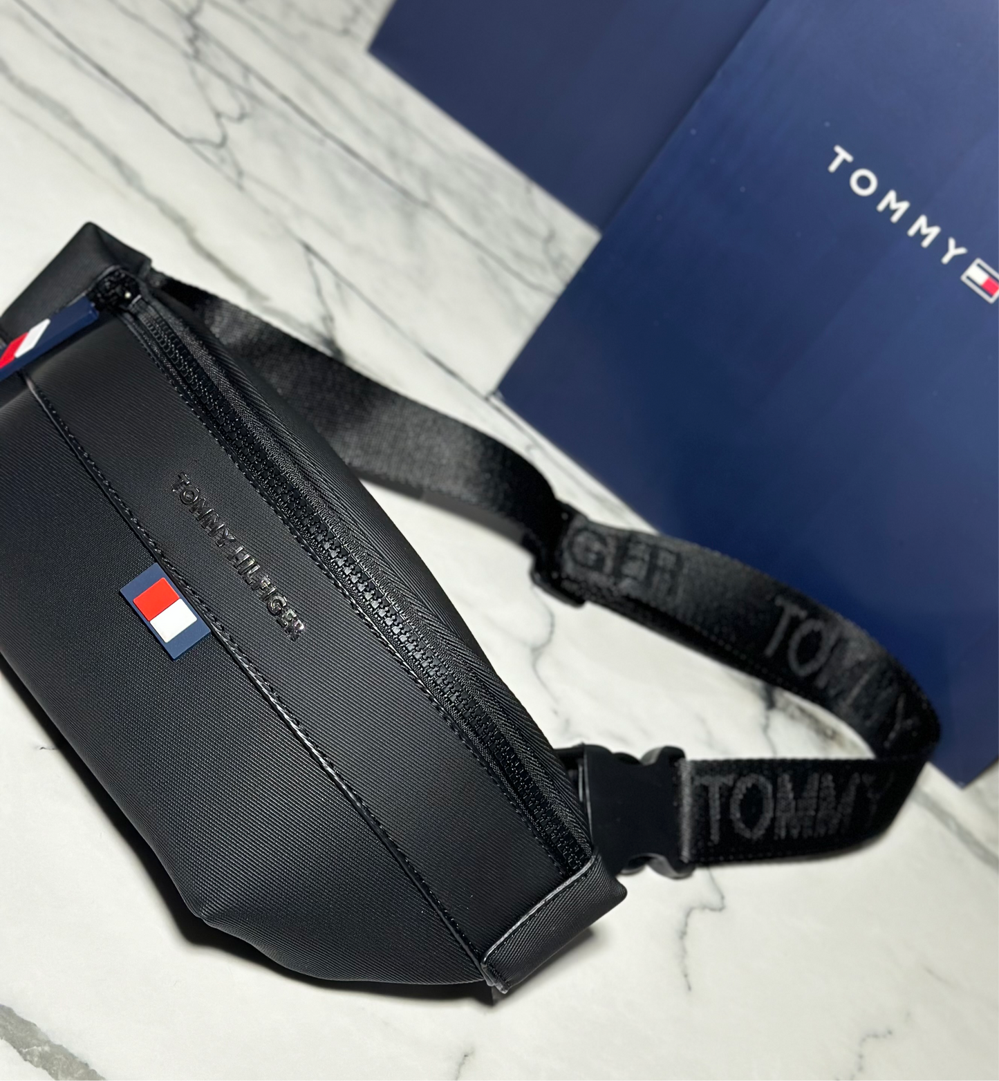 Tommy Hilfiger Handbag